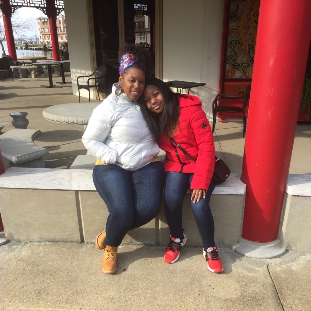 Meet your Posher, Jas